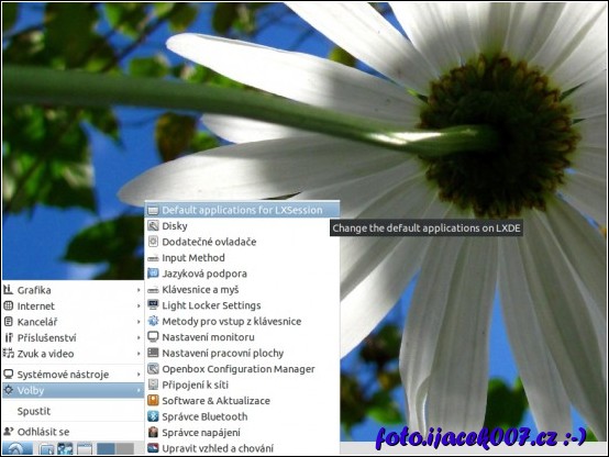 položka Default applications for LXSession v menu volby v Lubuntu 